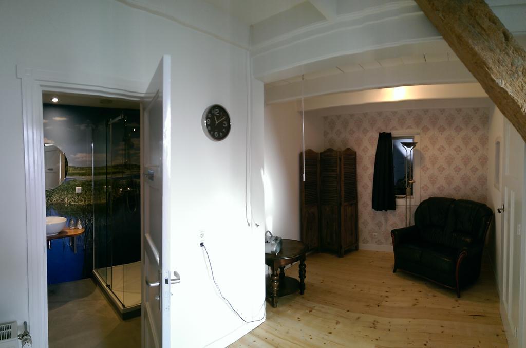 Unia Zathe Bed and Breakfast Ee Buitenkant foto