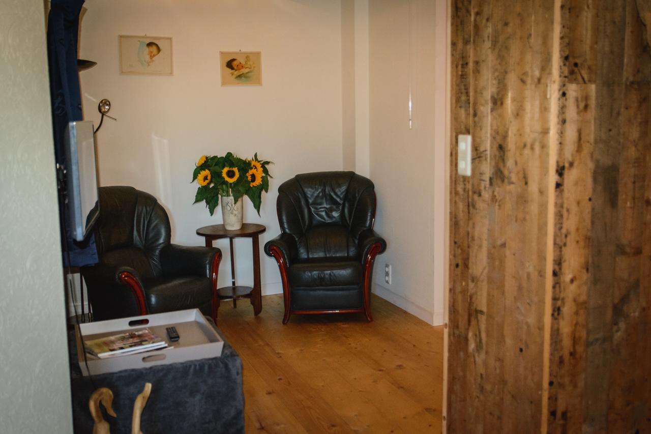 Unia Zathe Bed and Breakfast Ee Buitenkant foto